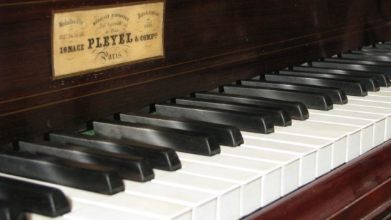 Urząd Marszałkowski przeznaczy 50 tysięcy na renowację fortepianu (ZDJĘCIA)