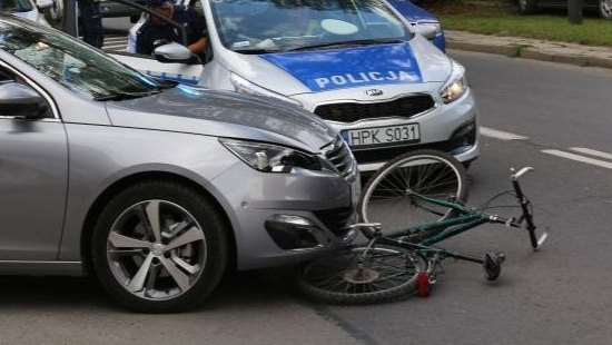 Potrącenie rowerzystki na ulicy Lwowskiej w Sanoku. Utrudnienia w ruchu (ZDJĘCIA)