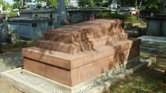 Kolejny odrestaurowany nagrobek na sanockim cmentarzu (ZDJĘCIA)