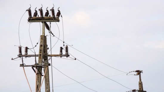 12 tysięcy odbiorców pozostaje bez prądu. ,,Dzisiaj nie uda się usunąć wszystkich awarii”
